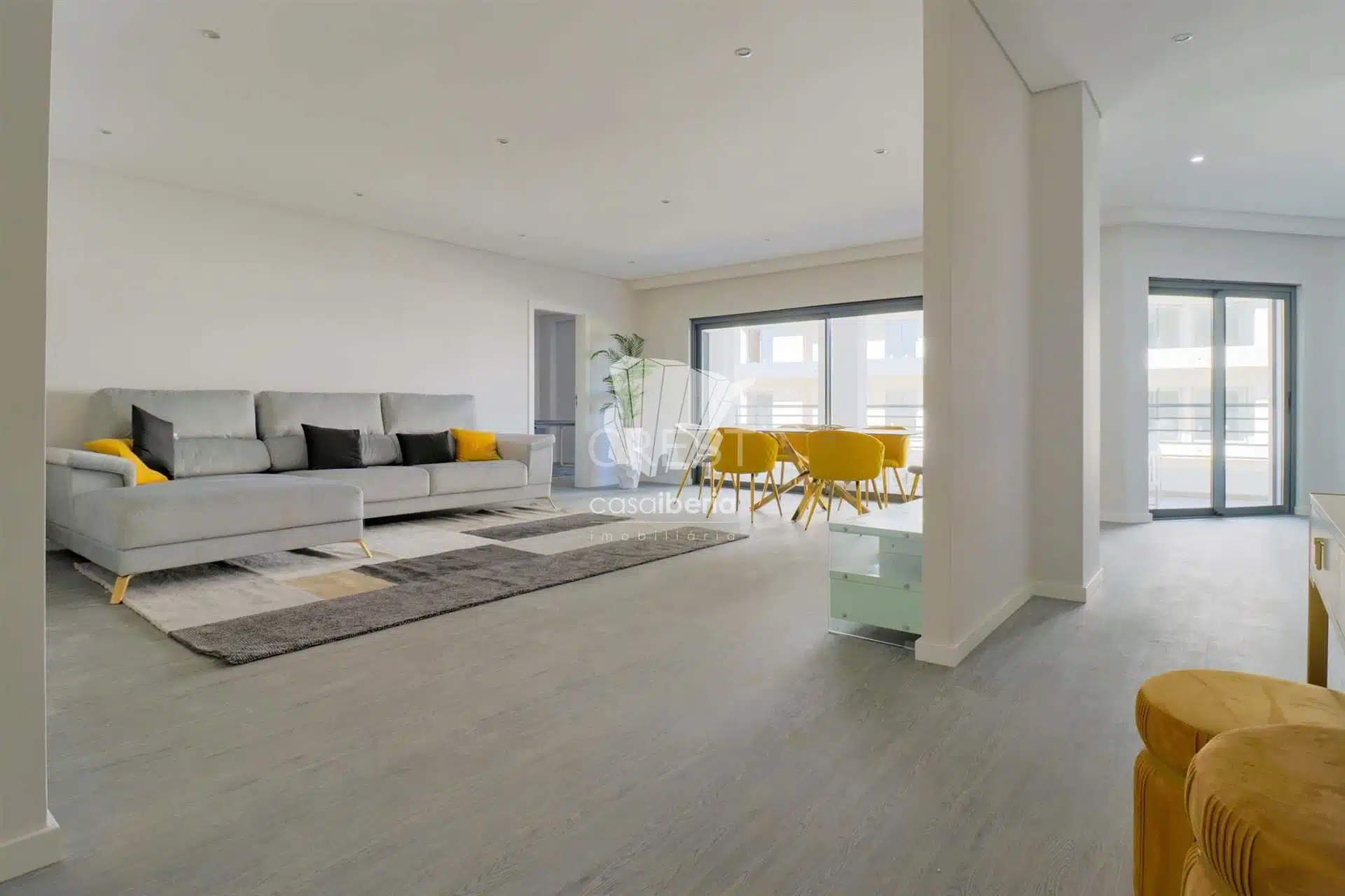 e27eeb903669 Spacious Living Apartment in Faro with 3 bedrooms