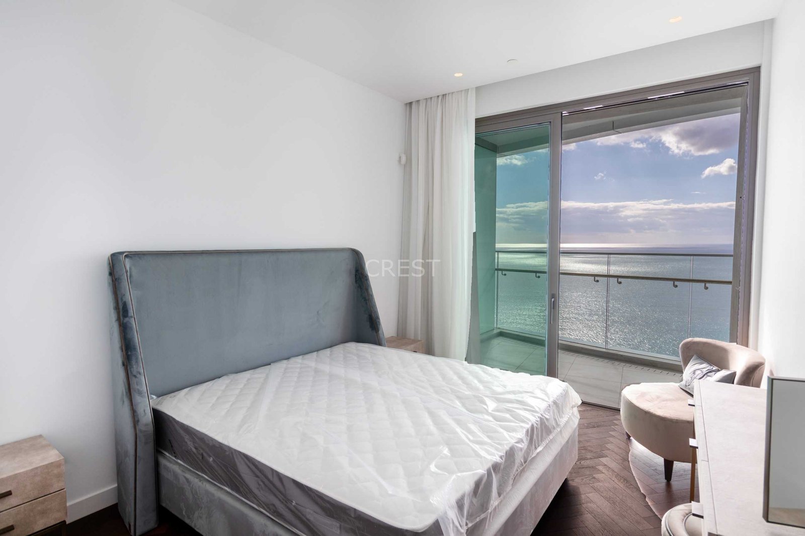 197d0b01A-DEL-2-c1302