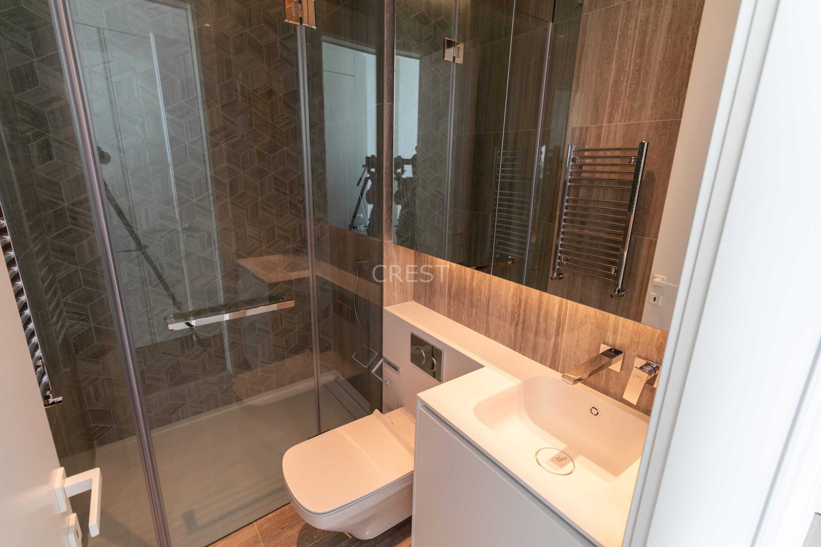 3885ca16A-DEL-2-c1302