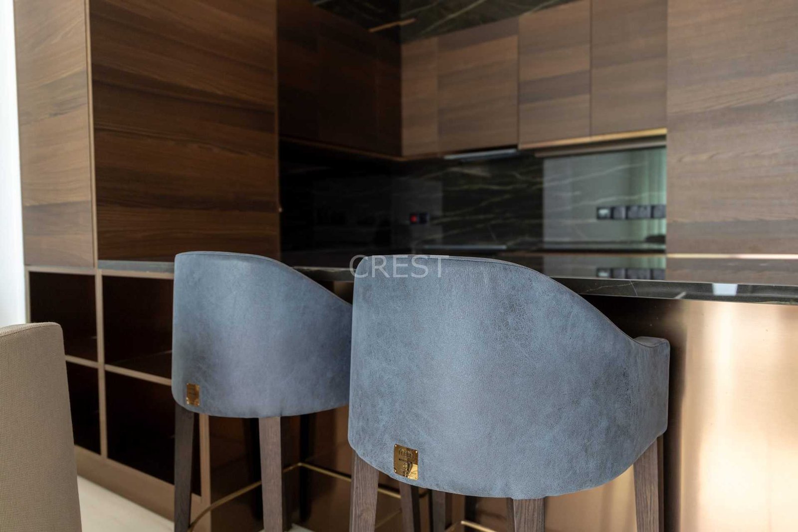 388980aaA-DEL-2-c1902