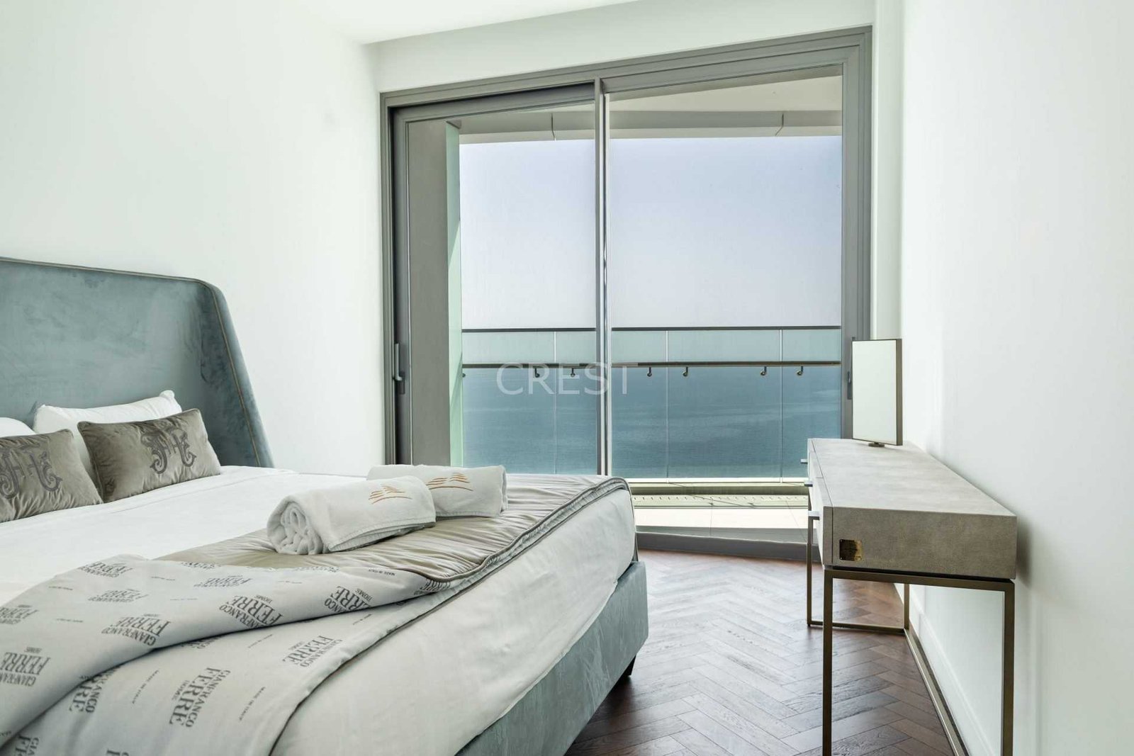 dee8fc00A-DEL-2-c1603