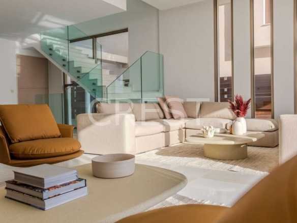 Elegant Family Dwelling Villas / Houses in Kissonerga with 5 bedrooms