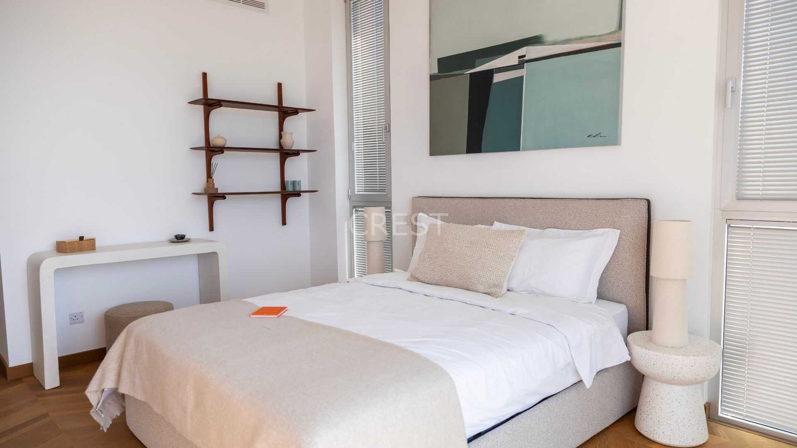 0b8a0d67V-CORS-5-1 Generous Living Space Villas / Houses in Coral Bay with 5 bedrooms