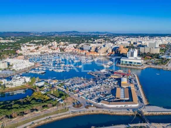 Compact Charm Apartment in Faro  with 1 bedrooms