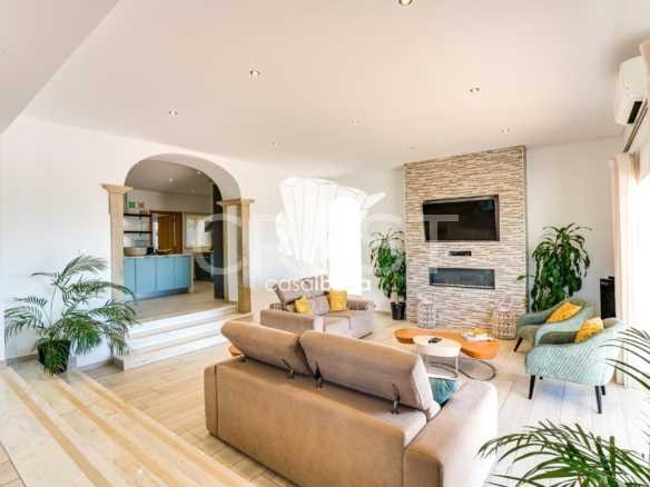 Grand Family Estate Detached House in Faro  with 6 bedrooms