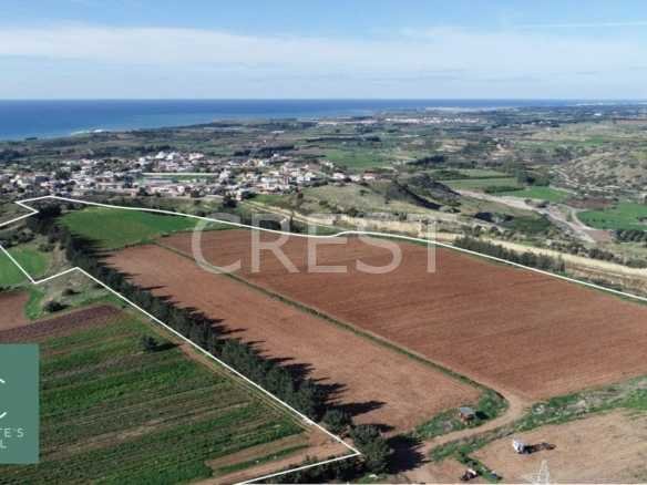 Plots & Land Parcels in Kouklia with 0 bedrooms