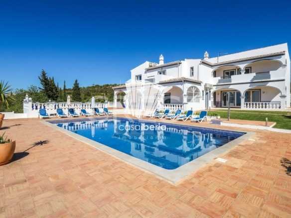 Grand Family Estate Detached House in Faro  with 6 bedrooms