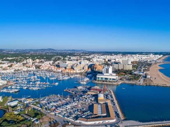 Compact Charm Apartment in Faro  with 1 bedrooms