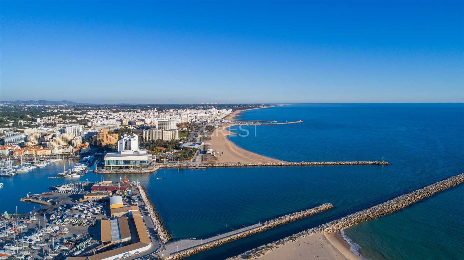 874efe734882 Compact Charm Apartment in Faro with 1 bedrooms