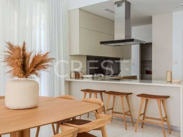 Elegant Family Dwelling Villas / Houses in Kissonerga with 5 bedrooms