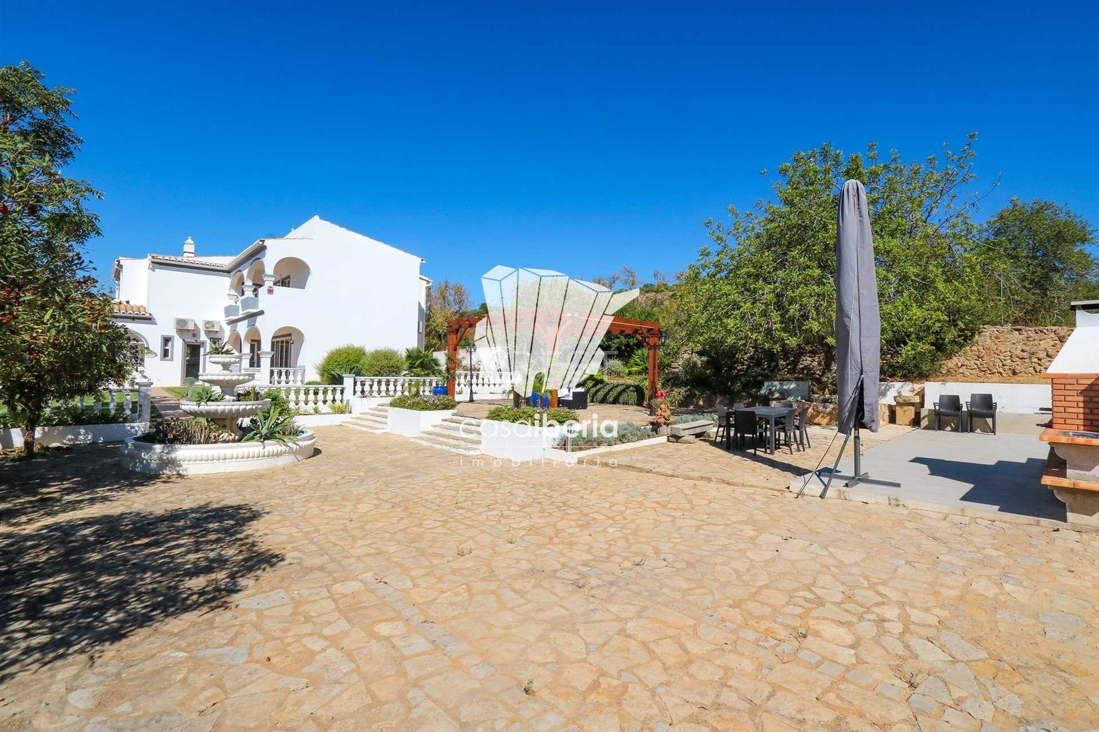 Grand Family Estate Detached House in Faro  with 6 bedrooms