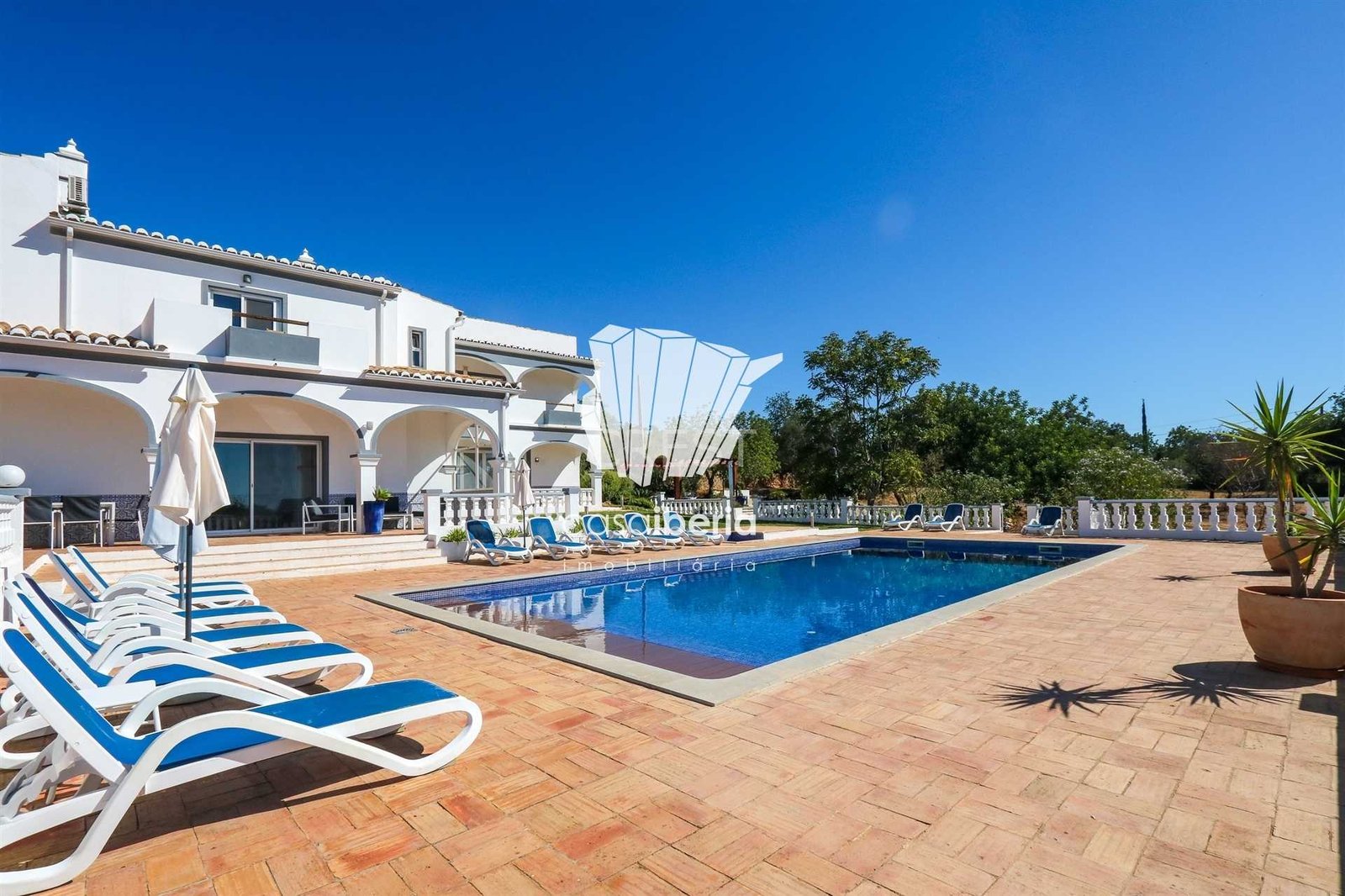 a4e01e1e4881 Grand Family Estate Detached House in Faro with 6 bedrooms