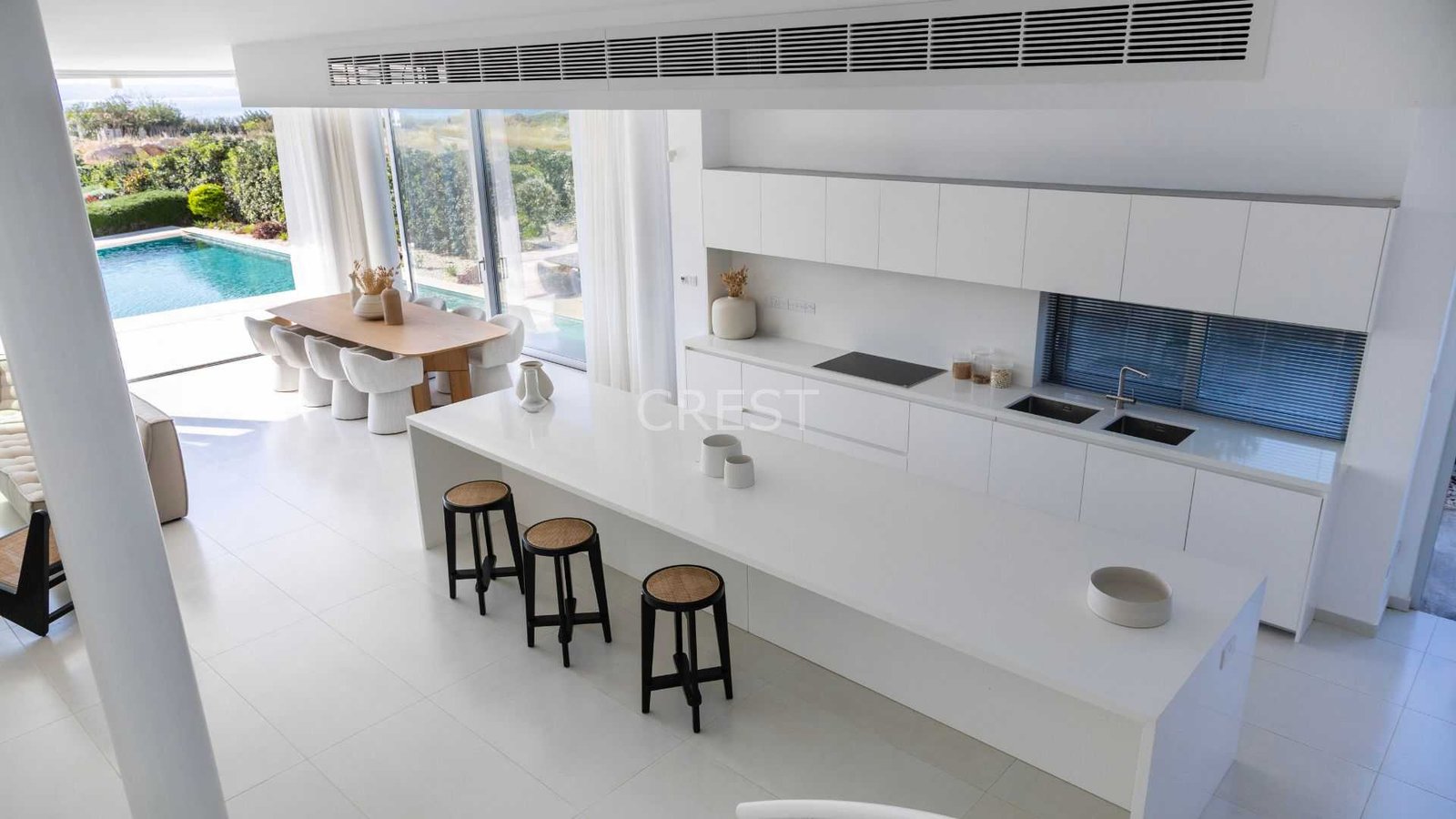 Generous Living Space Villas / Houses in Coral Bay with 5 bedrooms