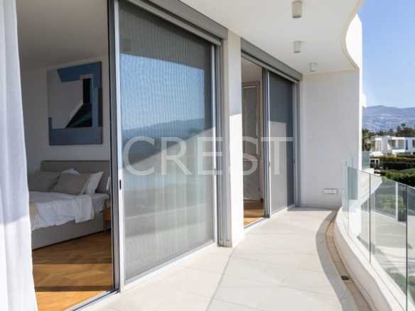 Generous Living Space Villas / Houses in Coral Bay with 5 bedrooms