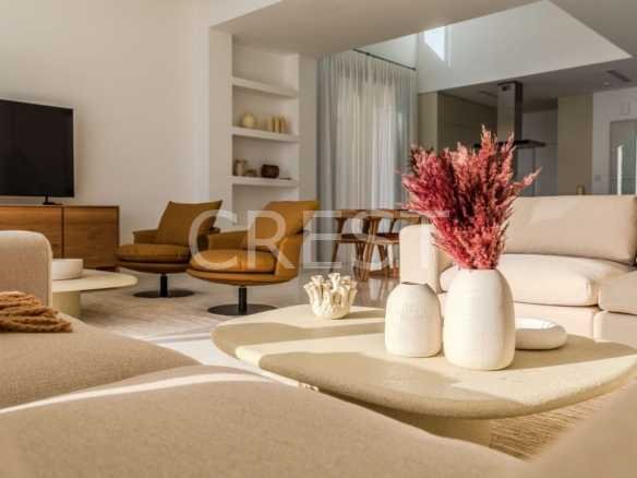 Elegant Family Dwelling Villas / Houses in Kissonerga with 5 bedrooms
