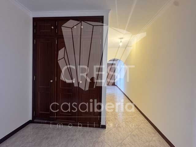 Flexible Living Space Apartment in Lisboa  with 2 bedrooms