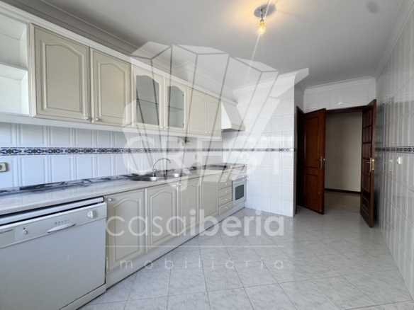 Flexible Living Space Apartment in Lisboa  with 2 bedrooms