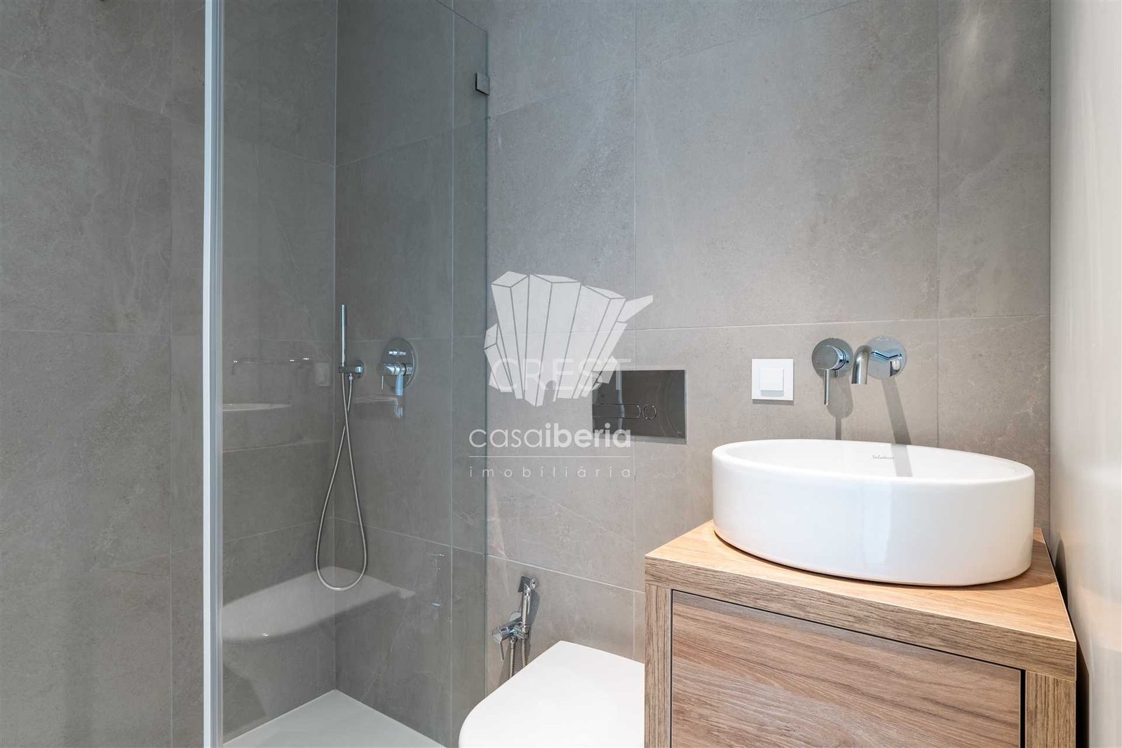 21e929b44545 Generous Living Space Apartment in Faro with 4 bedrooms