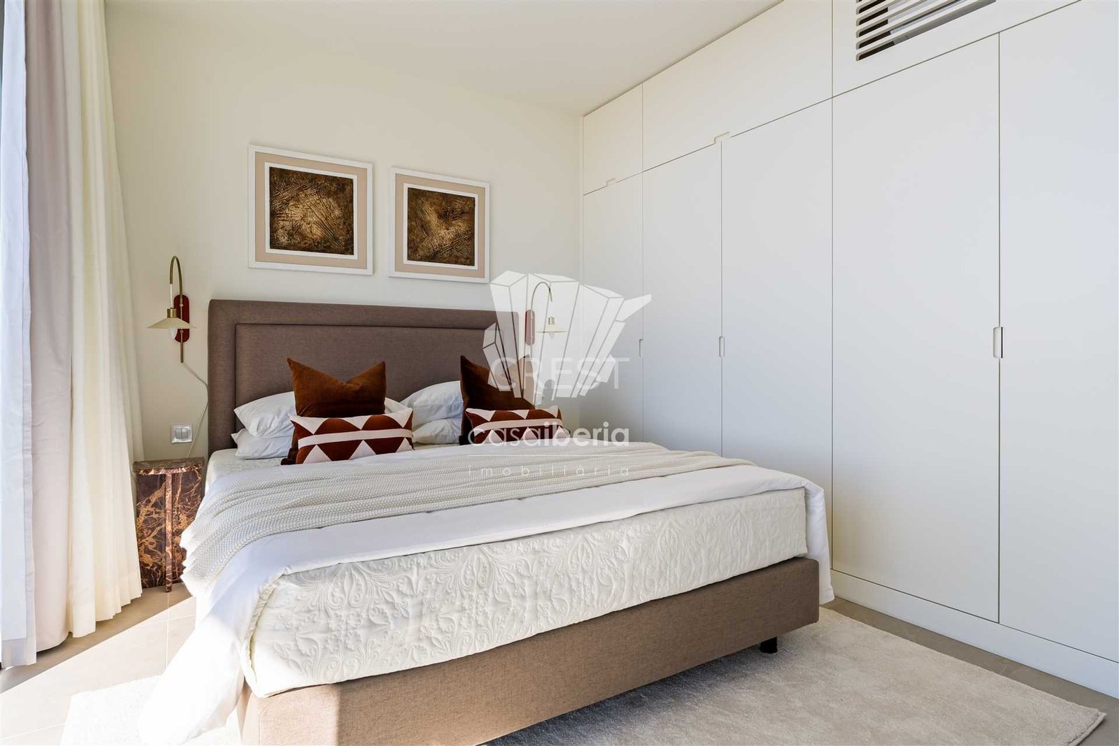 2403522d4545 Generous Living Space Apartment in Faro with 4 bedrooms