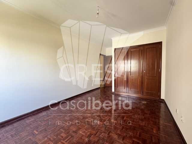 Flexible Living Space Apartment in Lisboa  with 2 bedrooms