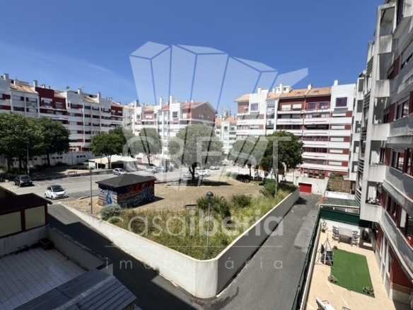 Flexible Living Space Apartment in Lisboa  with 2 bedrooms