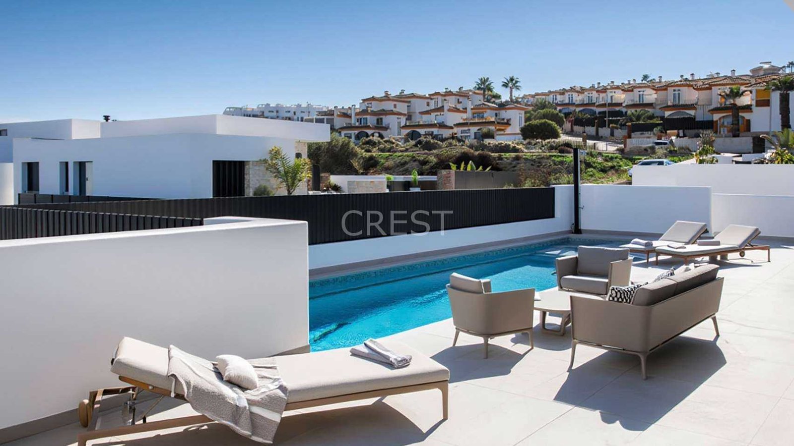 Generous Living Space  in Rojales with 4 bedrooms