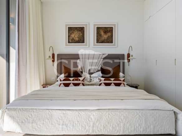 Generous Living Space Apartment in Faro  with 4 bedrooms