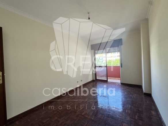 Flexible Living Space Apartment in Lisboa  with 2 bedrooms