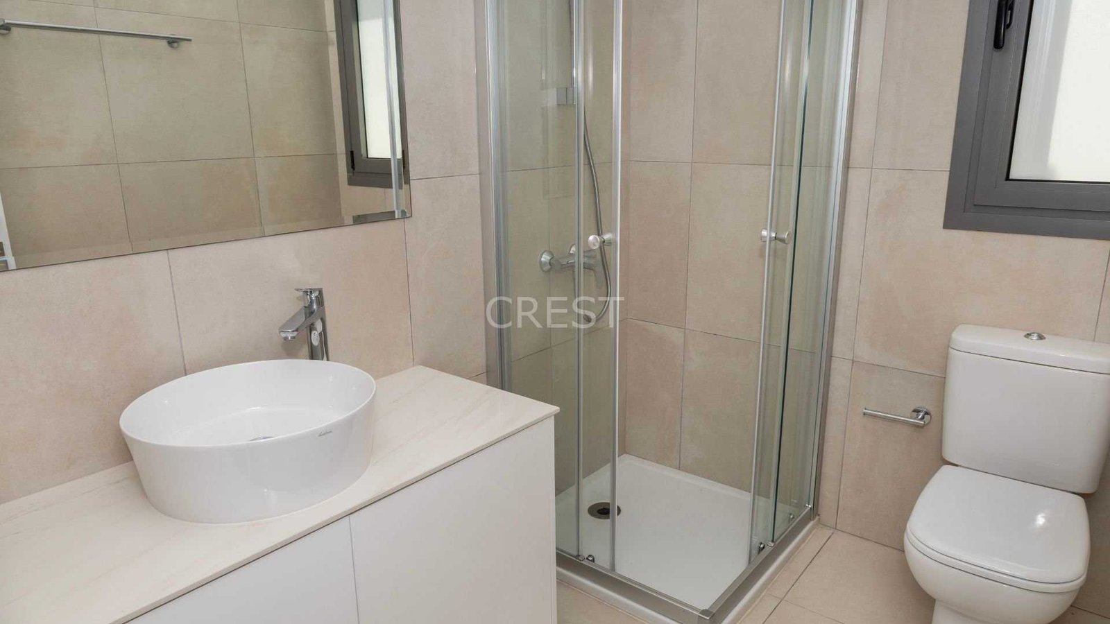 Classic Family Home Apartments / Penthouses in Coral Bay with 2 bedrooms