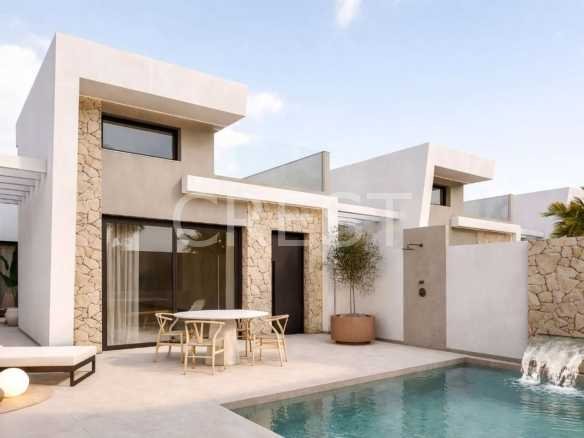 Versatile Layout  in Los Alcázares with 3 bedrooms