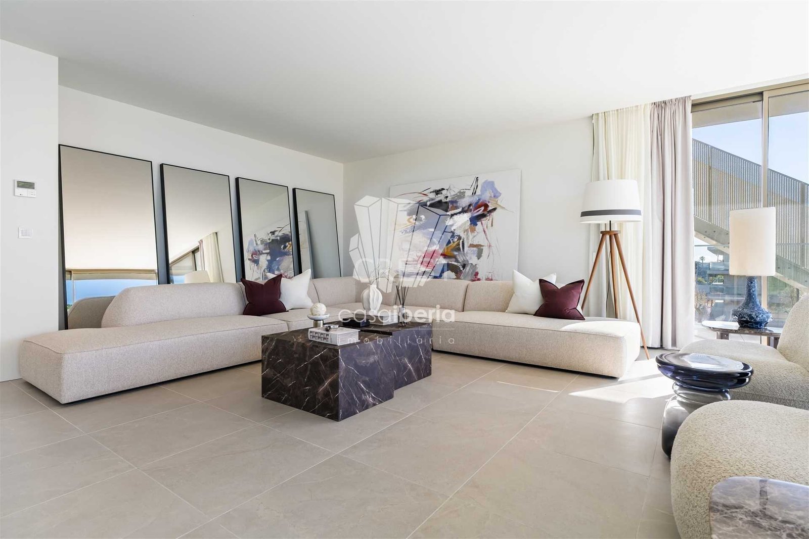 9df276414545 Generous Living Space Apartment in Faro with 4 bedrooms