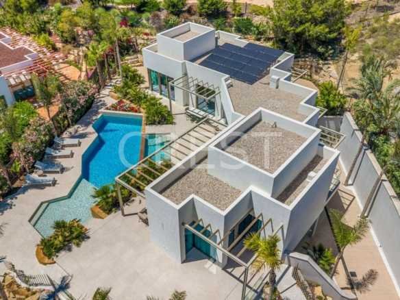 Serene Family Getaway  in Orihuela Costa with 3 bedrooms