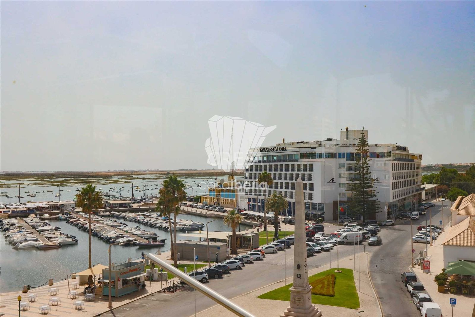 Stylish Living Space Apartment in Faro  with 2 bedrooms