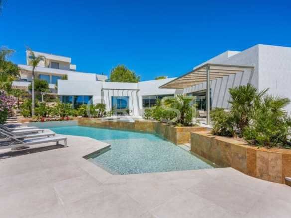 Serene Family Getaway  in Orihuela Costa with 3 bedrooms