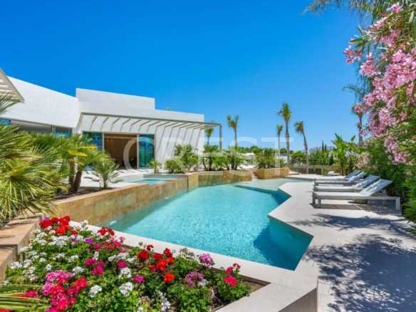 Serene Family Getaway  in Orihuela Costa with 3 bedrooms