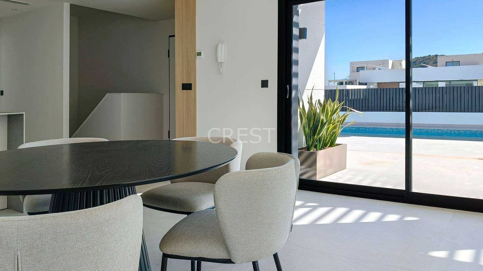 c3e404a6893 Generous Living Space in Rojales with 4 bedrooms