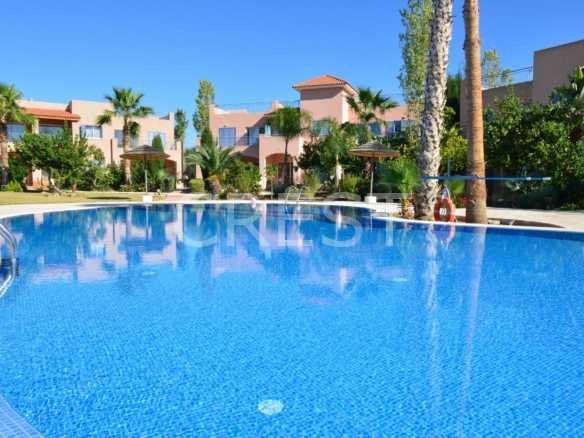 Family-Friendly Apartments / Penthouses in Mandria with 2 bedrooms