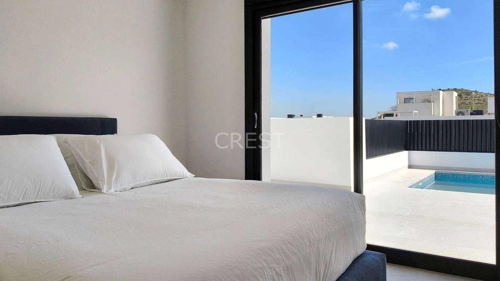 Generous Living Space  in Rojales with 4 bedrooms