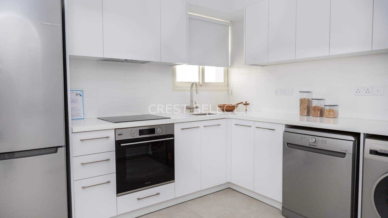 Inviting Family Abode Apartments / Penthouses in Kato Paphos with 2 bedrooms