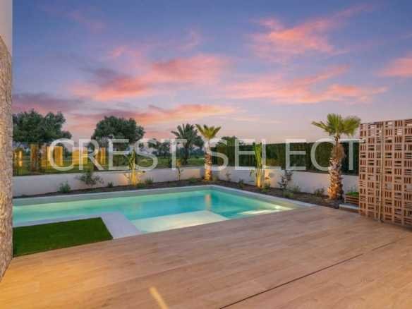 Flexible Living Space  in Los Alcázares with 3 bedrooms