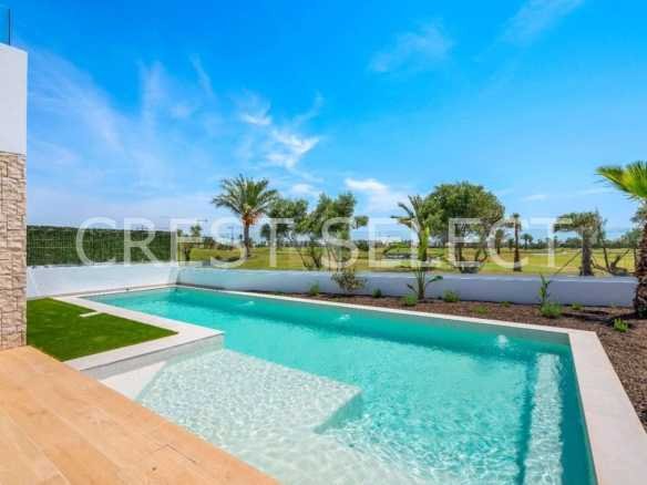 Flexible Living Space  in Los Alcázares with 3 bedrooms