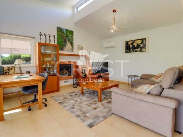 Relaxing Family Sanctuary House in Faro  with 3 bedrooms