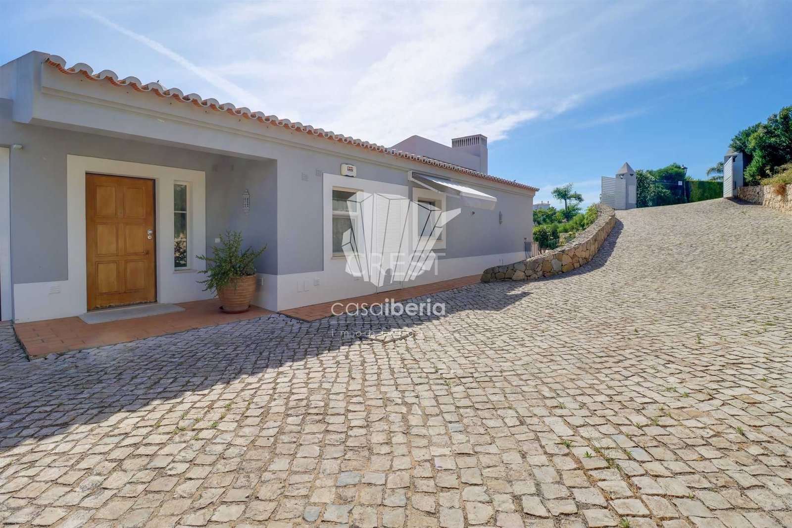 Relaxing Family Sanctuary House in Faro  with 3 bedrooms