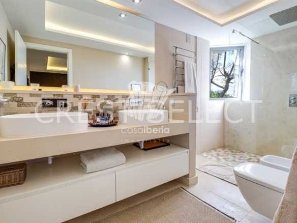 Luxurious Family Haven Apartment in Faro  with 3 bedrooms