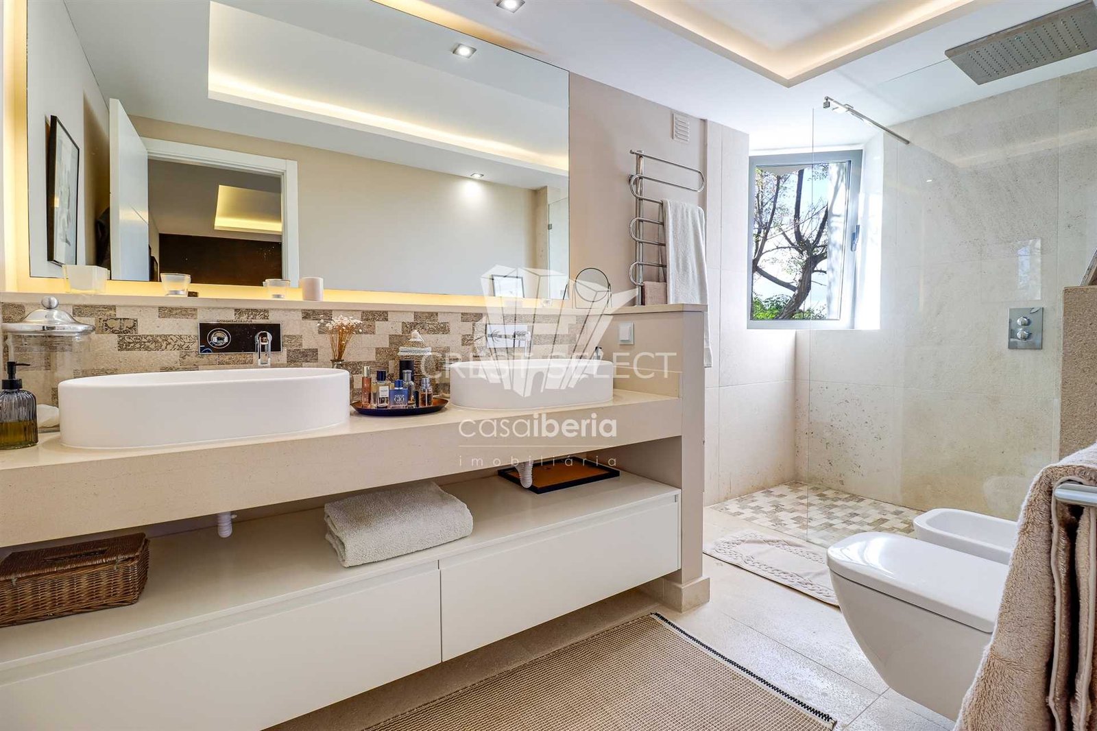 Luxurious Family Haven Apartment in Faro  with 3 bedrooms