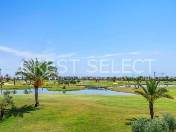 Flexible Living Space  in Los Alcázares with 3 bedrooms