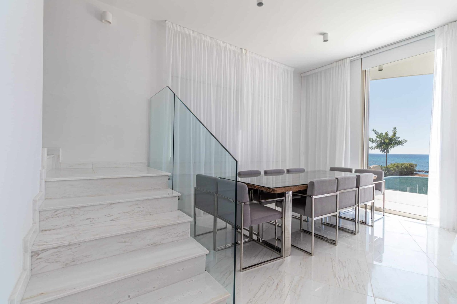Stylish Family Oasis Villas / Houses in Kissonerga with 5 bedrooms