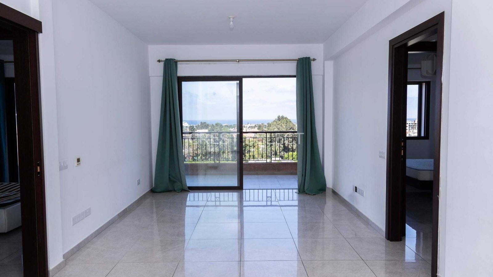 Serene Family Getaway Apartments / Penthouses in Kato Paphos with 2 bedrooms