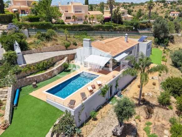 Relaxing Family Sanctuary House in Faro  with 3 bedrooms