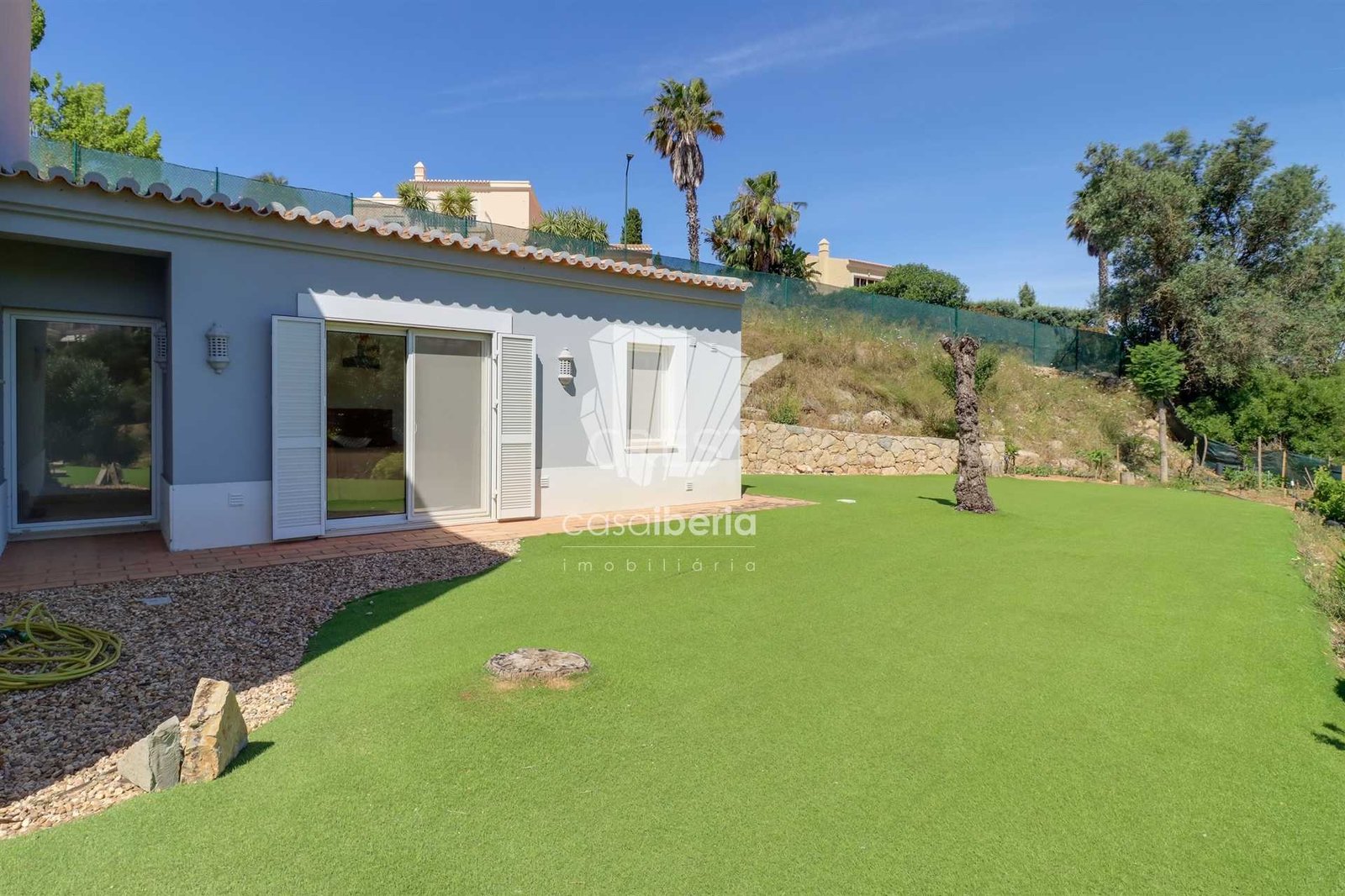 Relaxing Family Sanctuary House in Faro  with 3 bedrooms